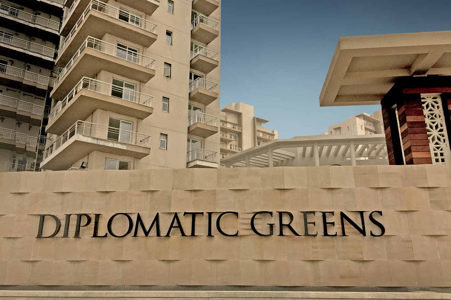 Puri Diplomatic Greens G1