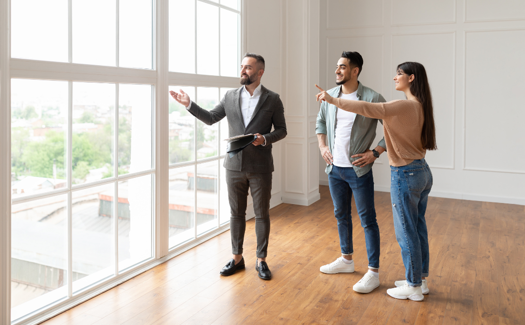 Real Estate Agent